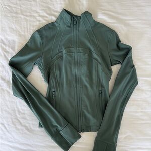 Lululemon Define Cropped Nulu Jacket
